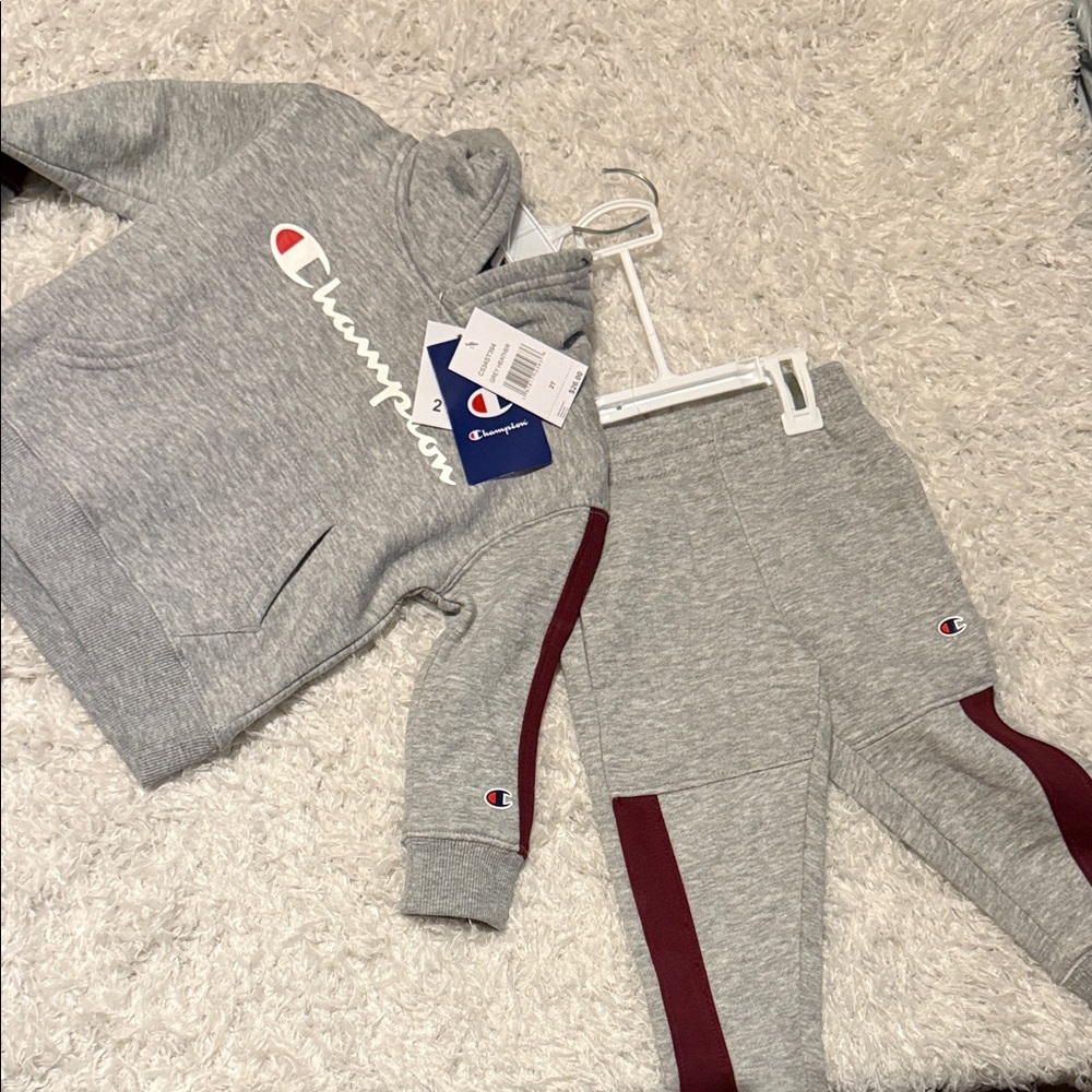 Champion Kids Gray Jogger Set with Maroon Stripes size 2T NWT